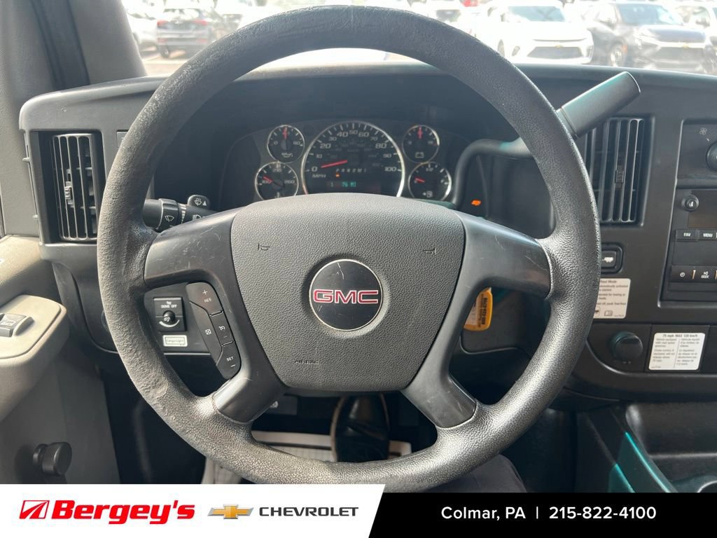 Used 2015 GMC Savana 3500 RWD image 9