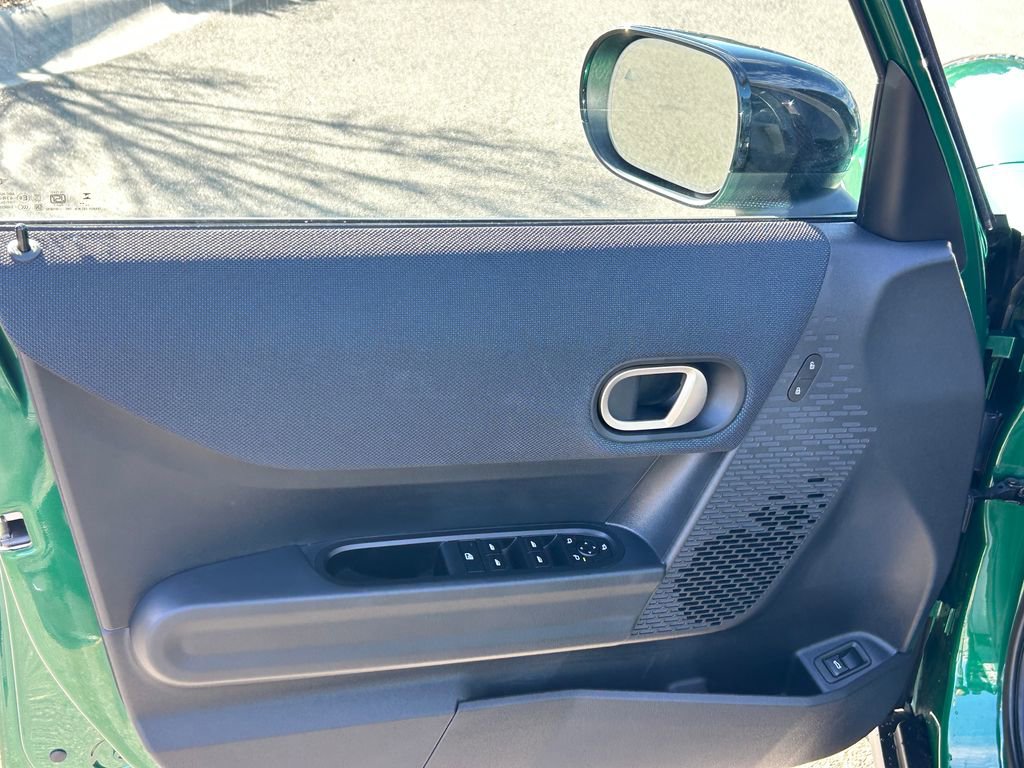 Used 2025 MINI Cooper S image 11