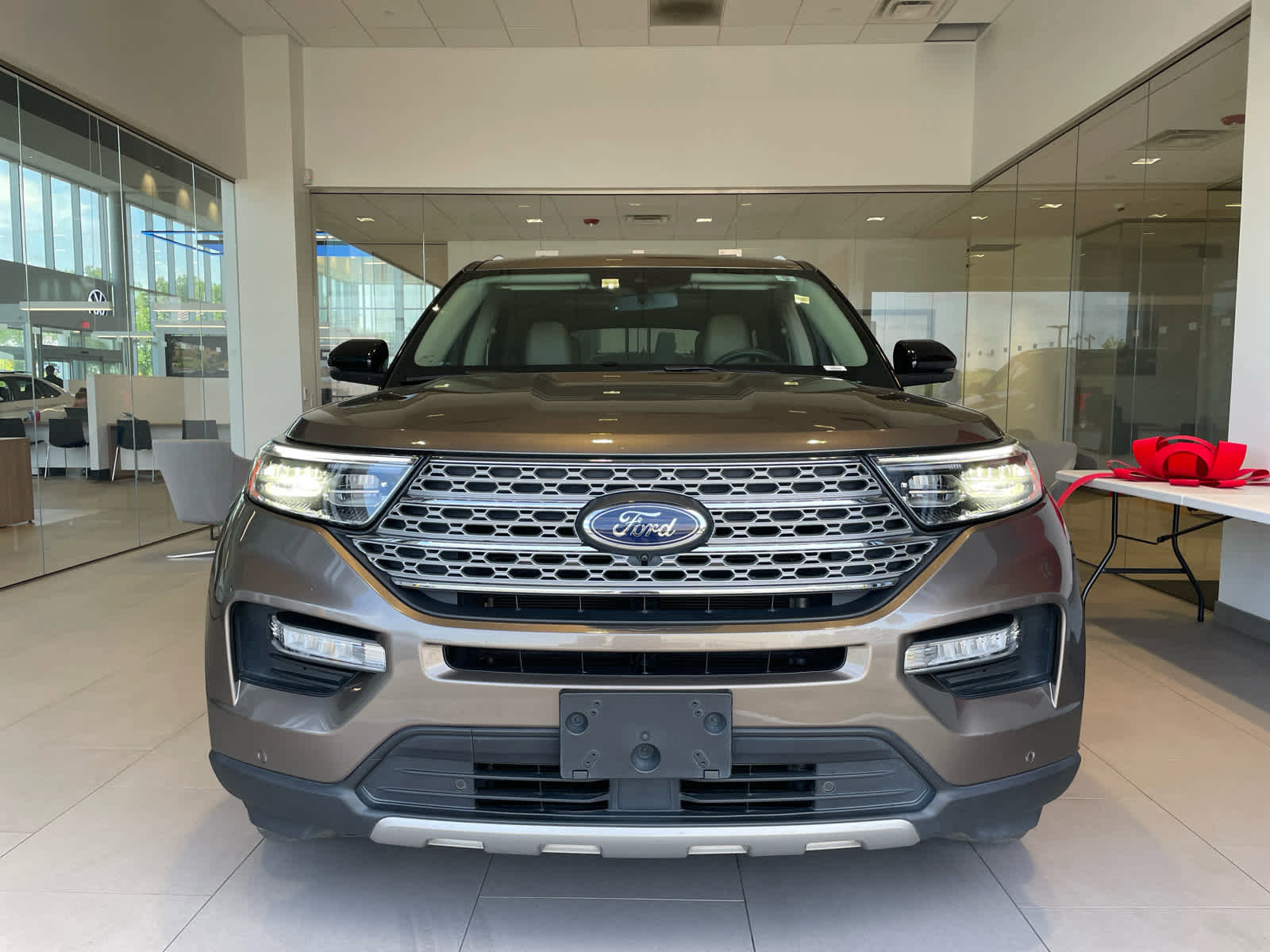 Used 2021 Ford Explorer Limited w/ Equipment Group 301A RWD image 25