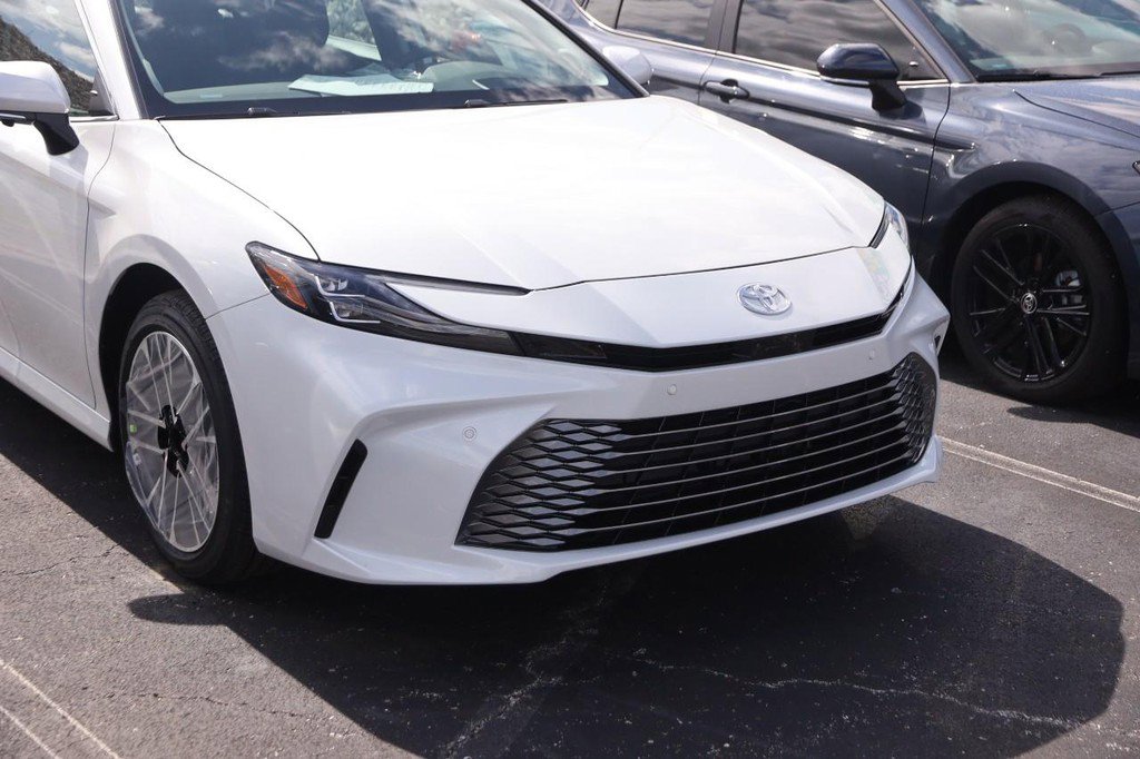 New 2026 Toyota Camry XLE AWD/4WD image 5