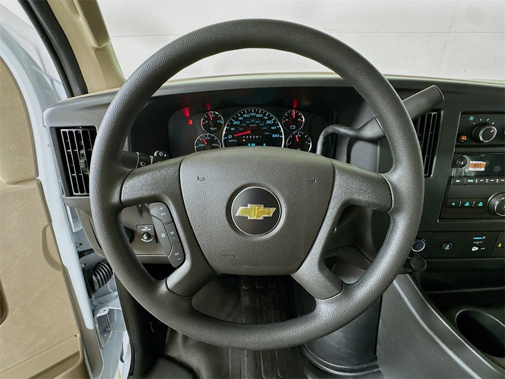 New 2025 Chevrolet Express 3500 w/ Driver Convenience Package image 6