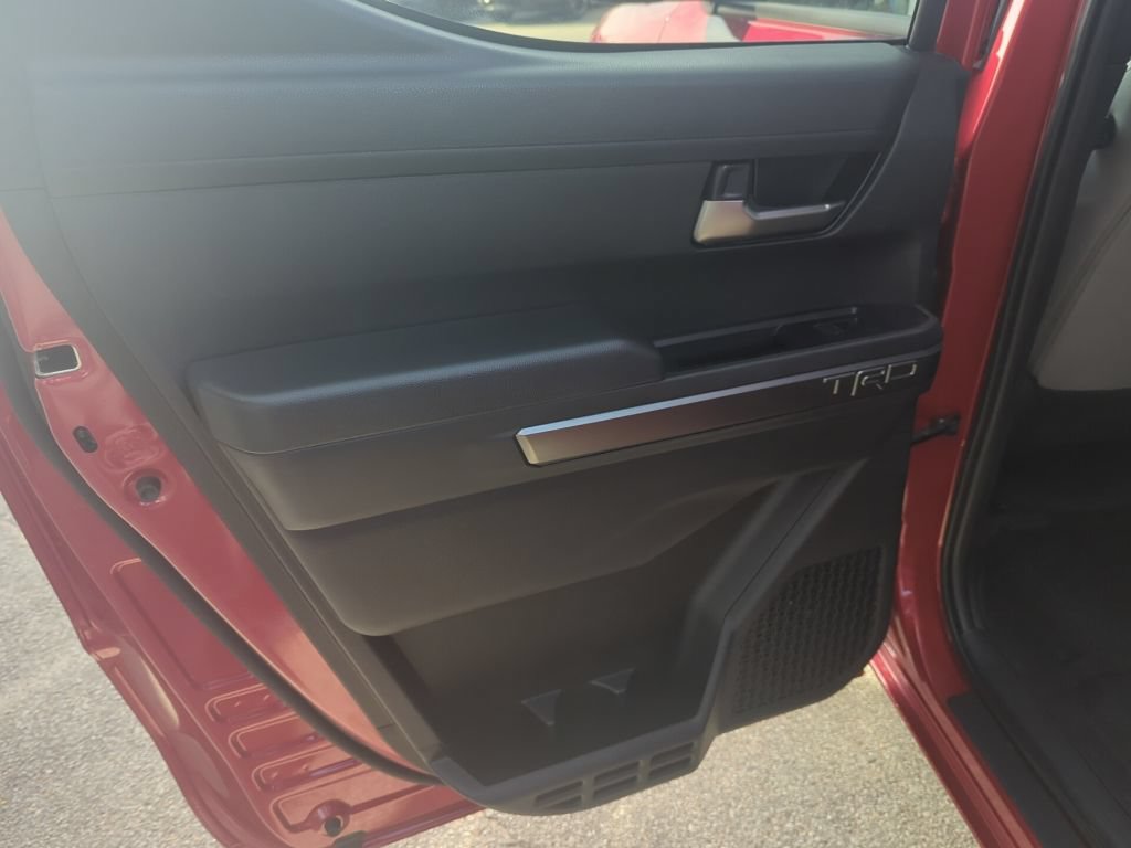 Used 2025 Toyota Tacoma TRD Off-Road AWD/4WD image 19