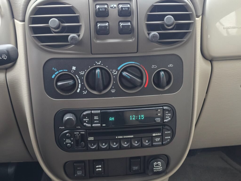 Used 2005 Chrysler PT Cruiser GT FWD image 89