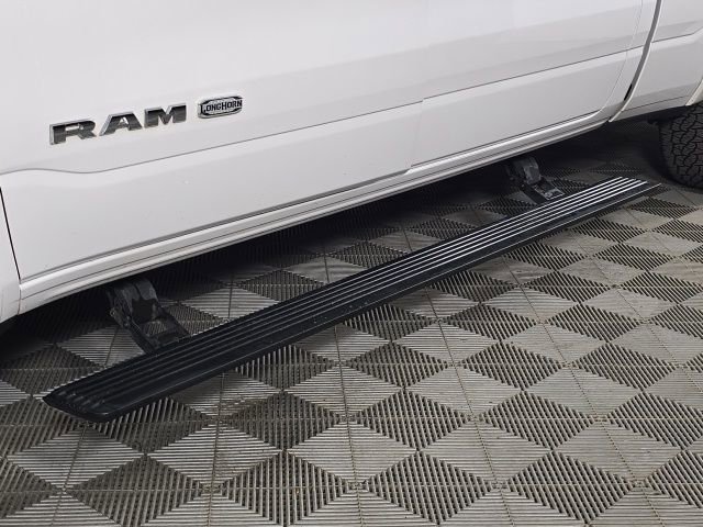 Used 2020 RAM 1500 Limited image 9