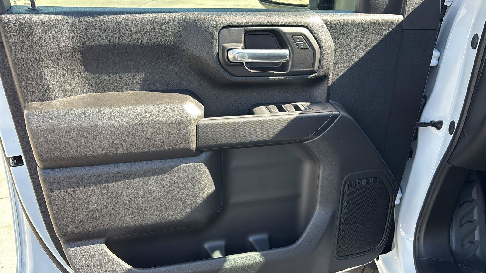 New 2026 GMC Sierra 2500 Pro RWD image 16