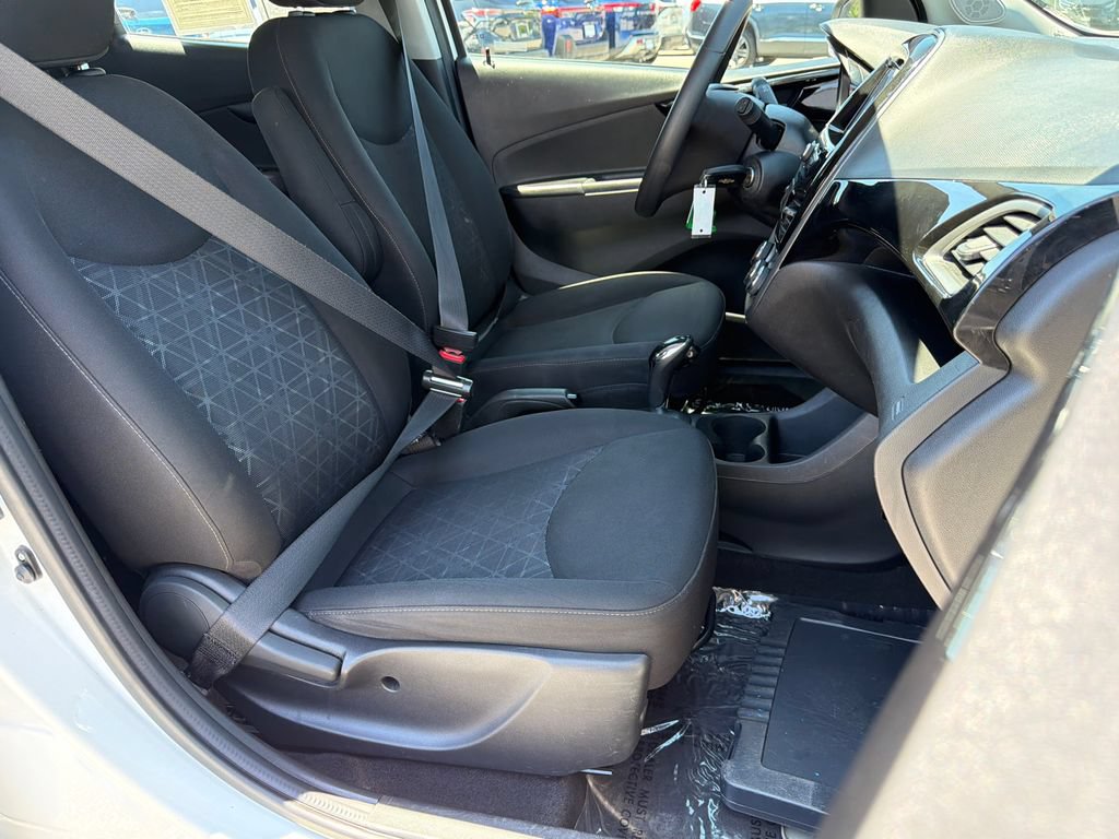 Used 2021 Chevrolet Spark LT FWD image 18
