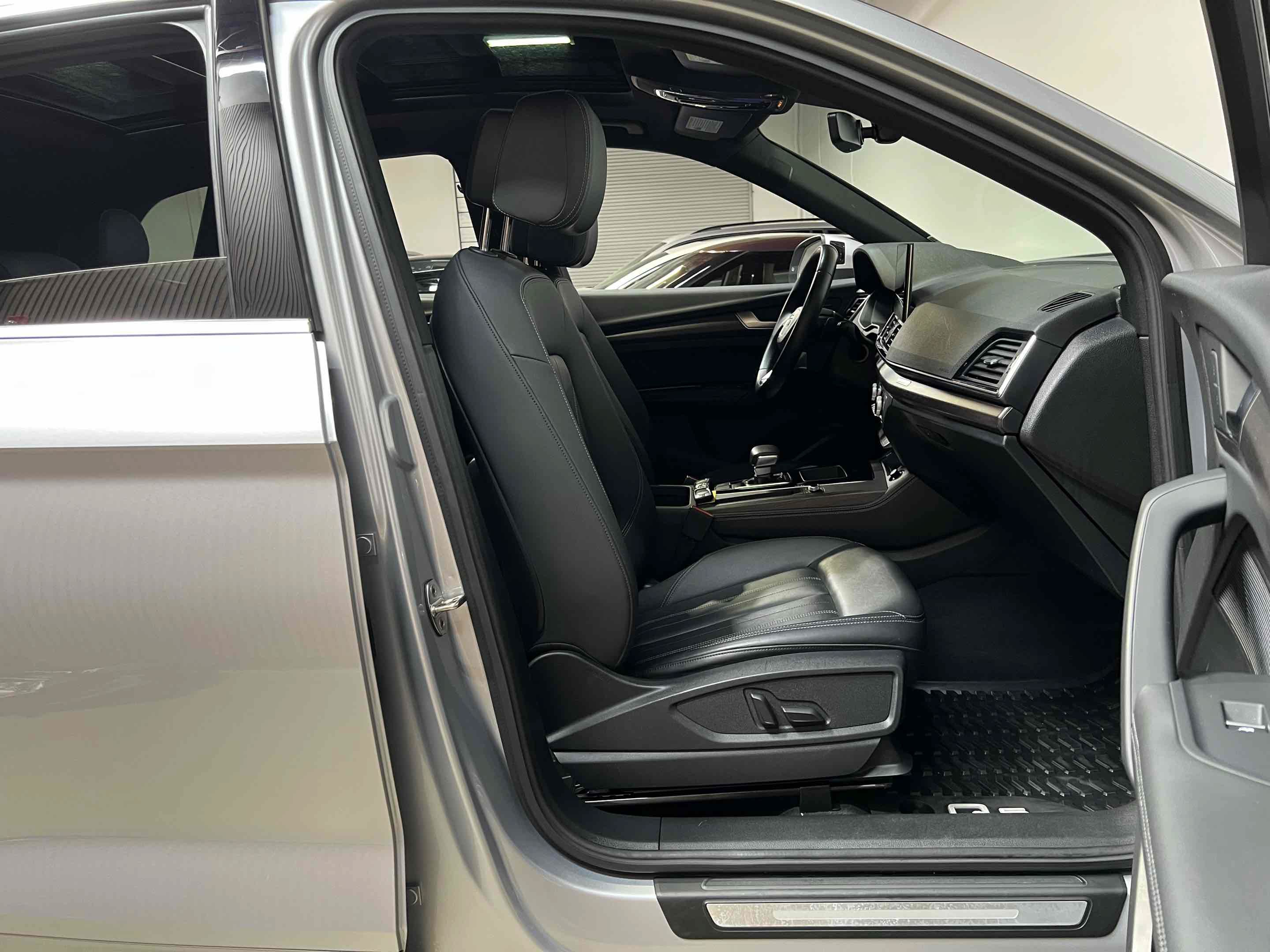 Used 2022 Audi Q5 2.0T Premium Plus AWD/4WD image 39