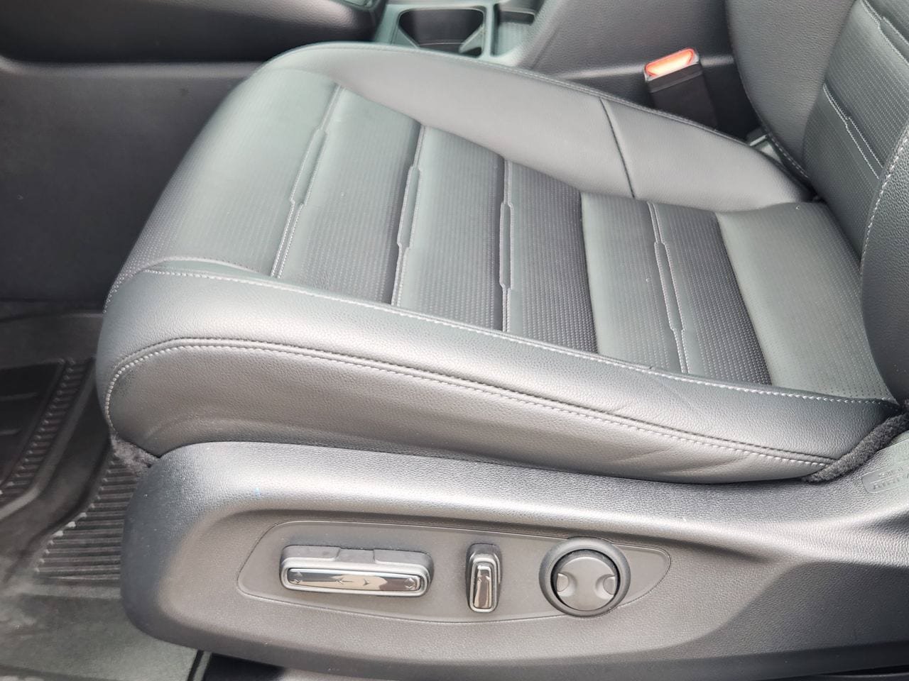 Used 2026 Honda CR-V EX-L image 22