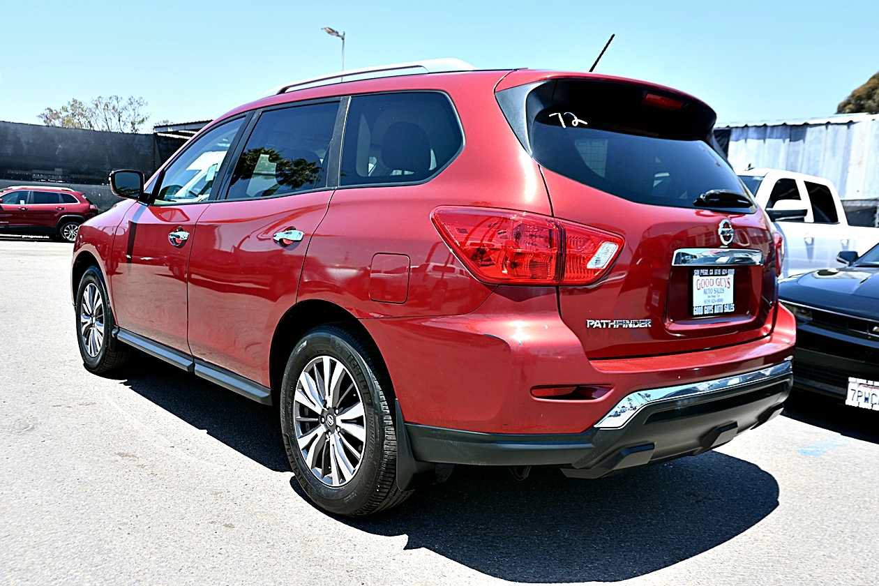 Used 2017 Nissan Pathfinder S FWD image 5
