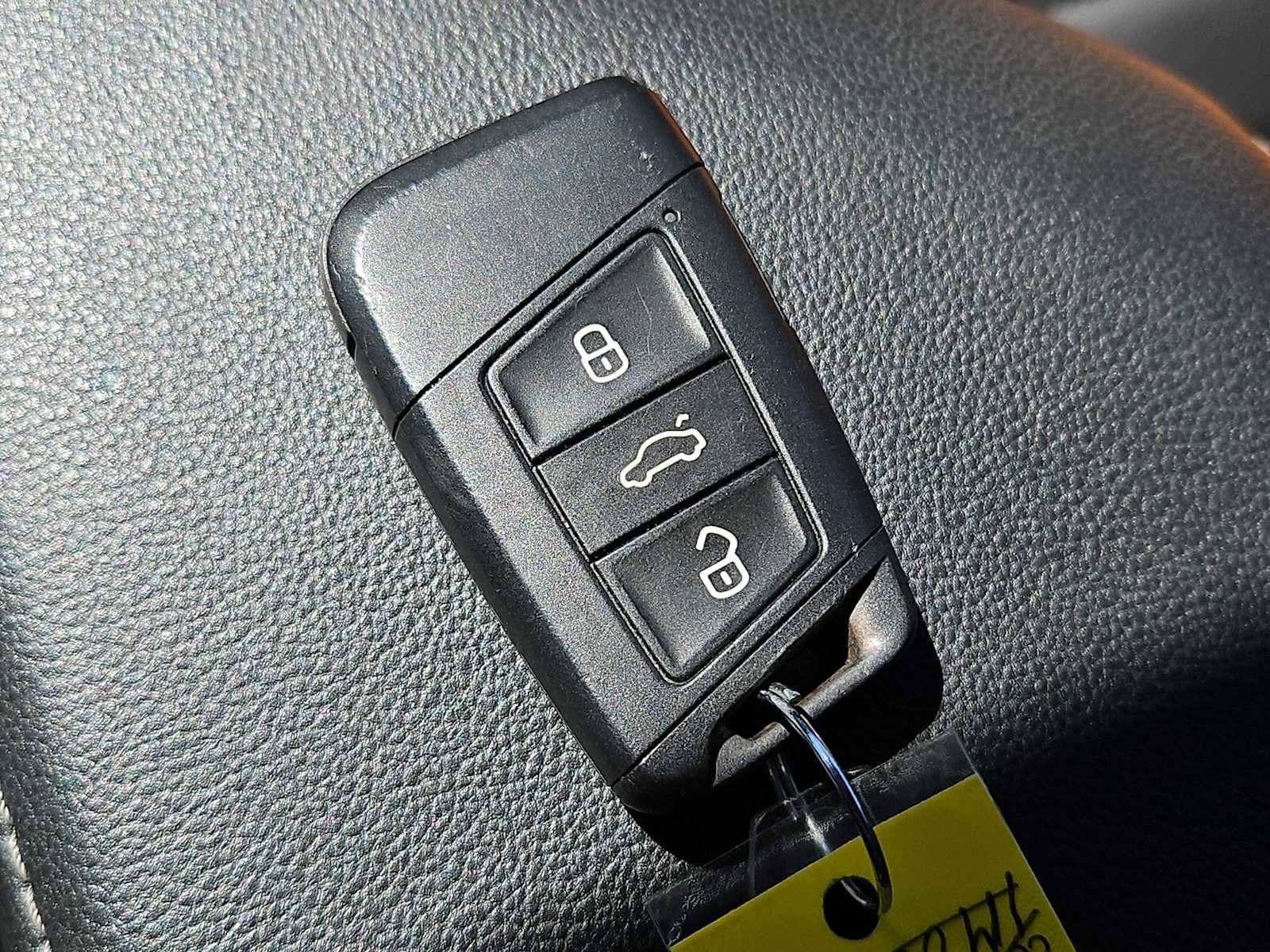 Used 2021 Volkswagen Jetta SE image 34