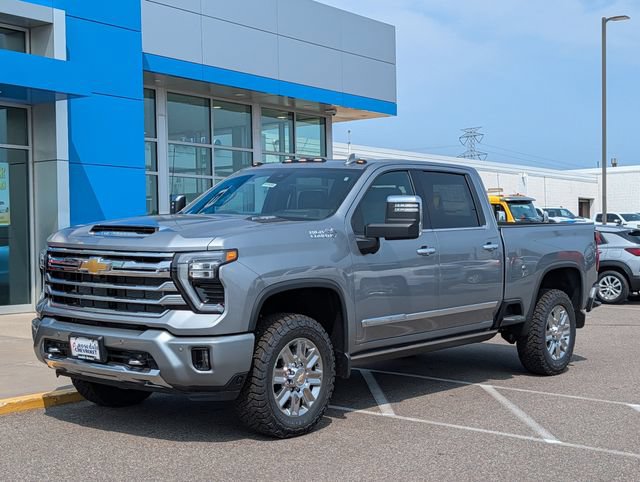 New 2026 Chevrolet Silverado 2500 High Country w/ High Country Premium Package AWD/4WD image 2