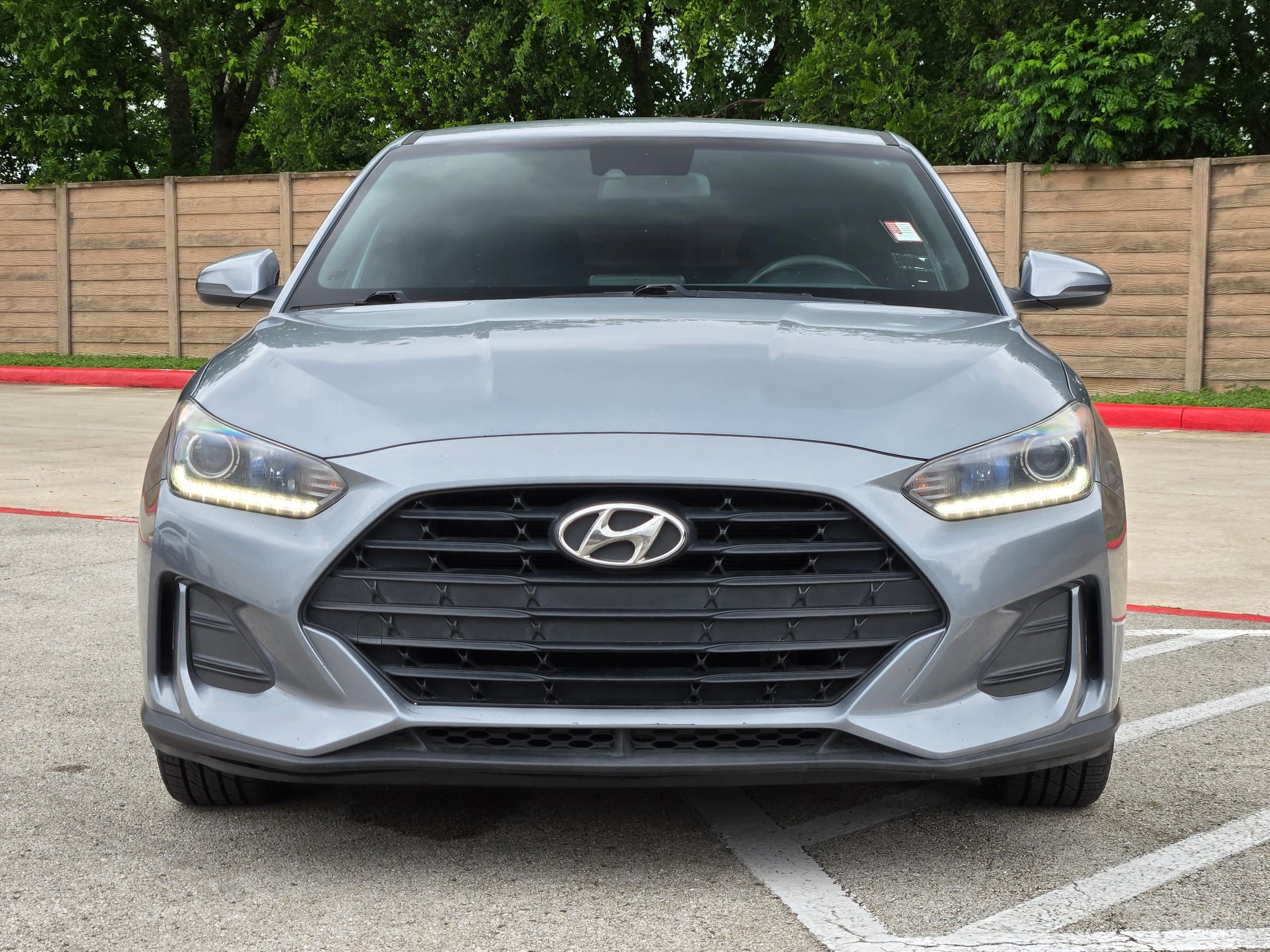 Used 2019 Hyundai Veloster 2.0 FWD image 8