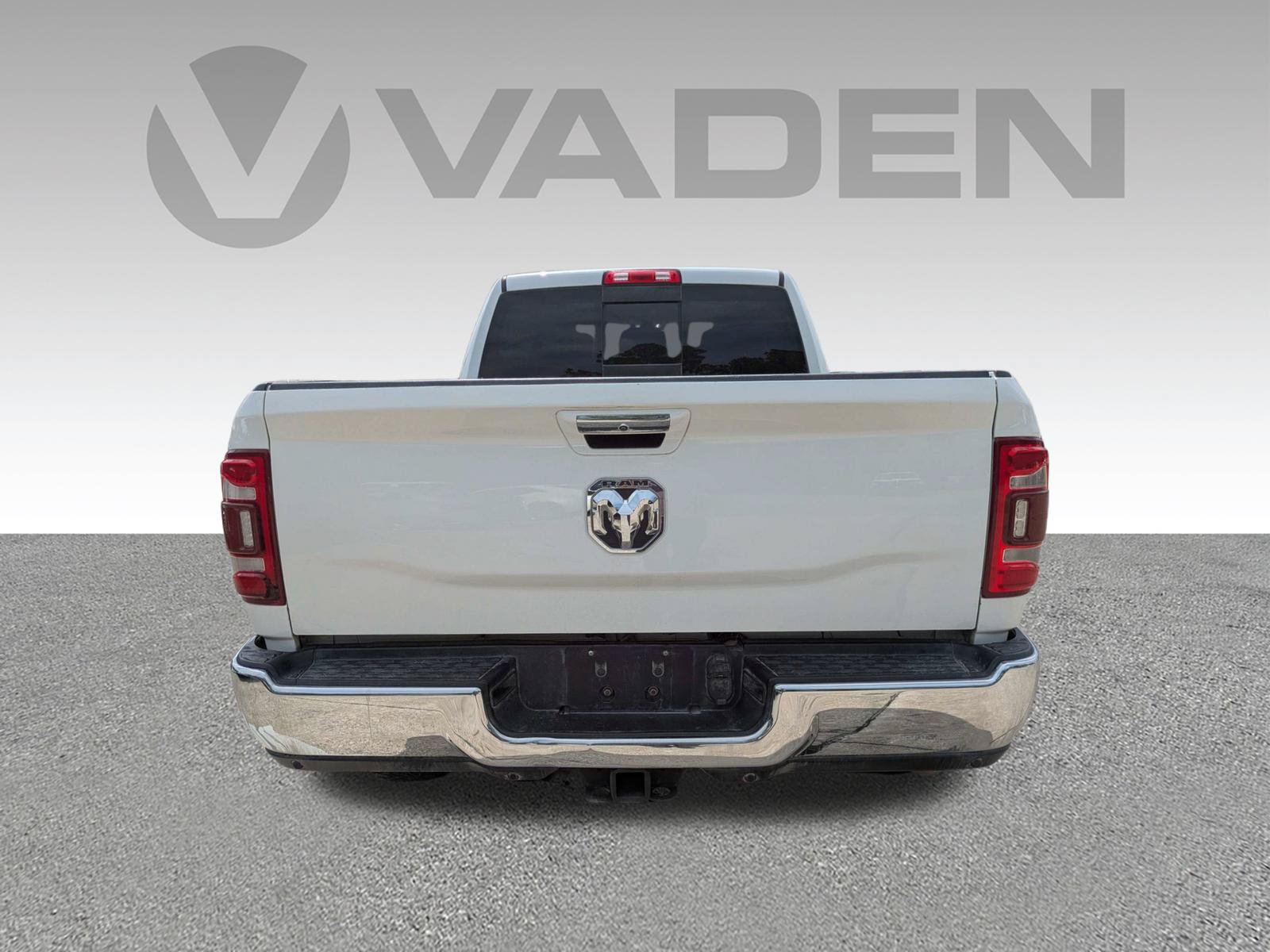 Used 2020 RAM 2500 Laramie w/ Chrome Appearance Group AWD/4WD image 25