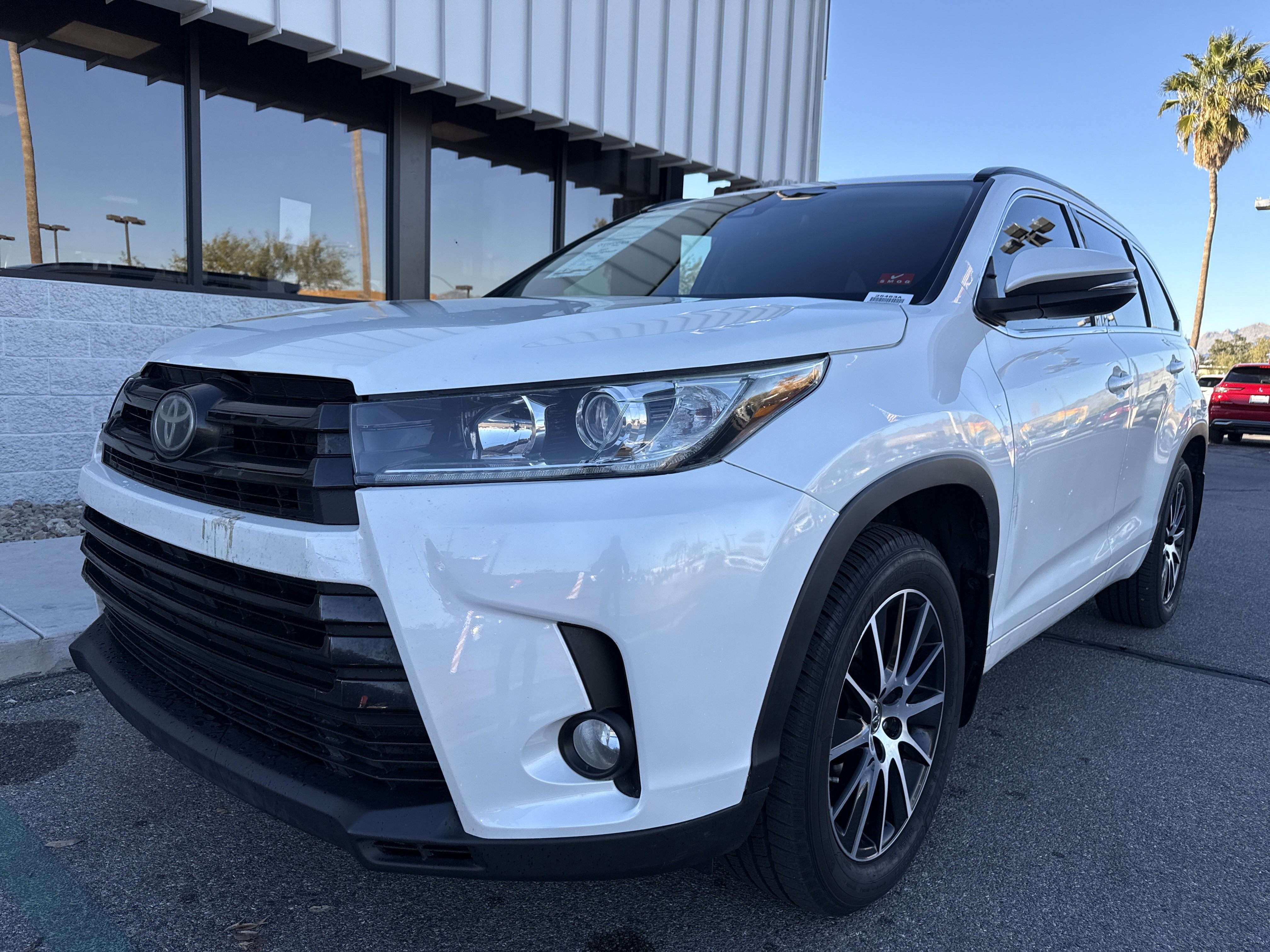 Used 2017 Toyota Highlander SE image 7