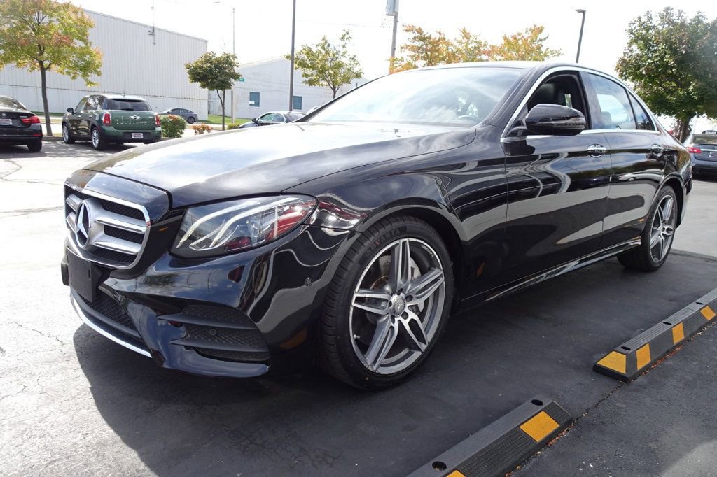 Used 2017 Mercedes-Benz E 300 4MATIC image 4