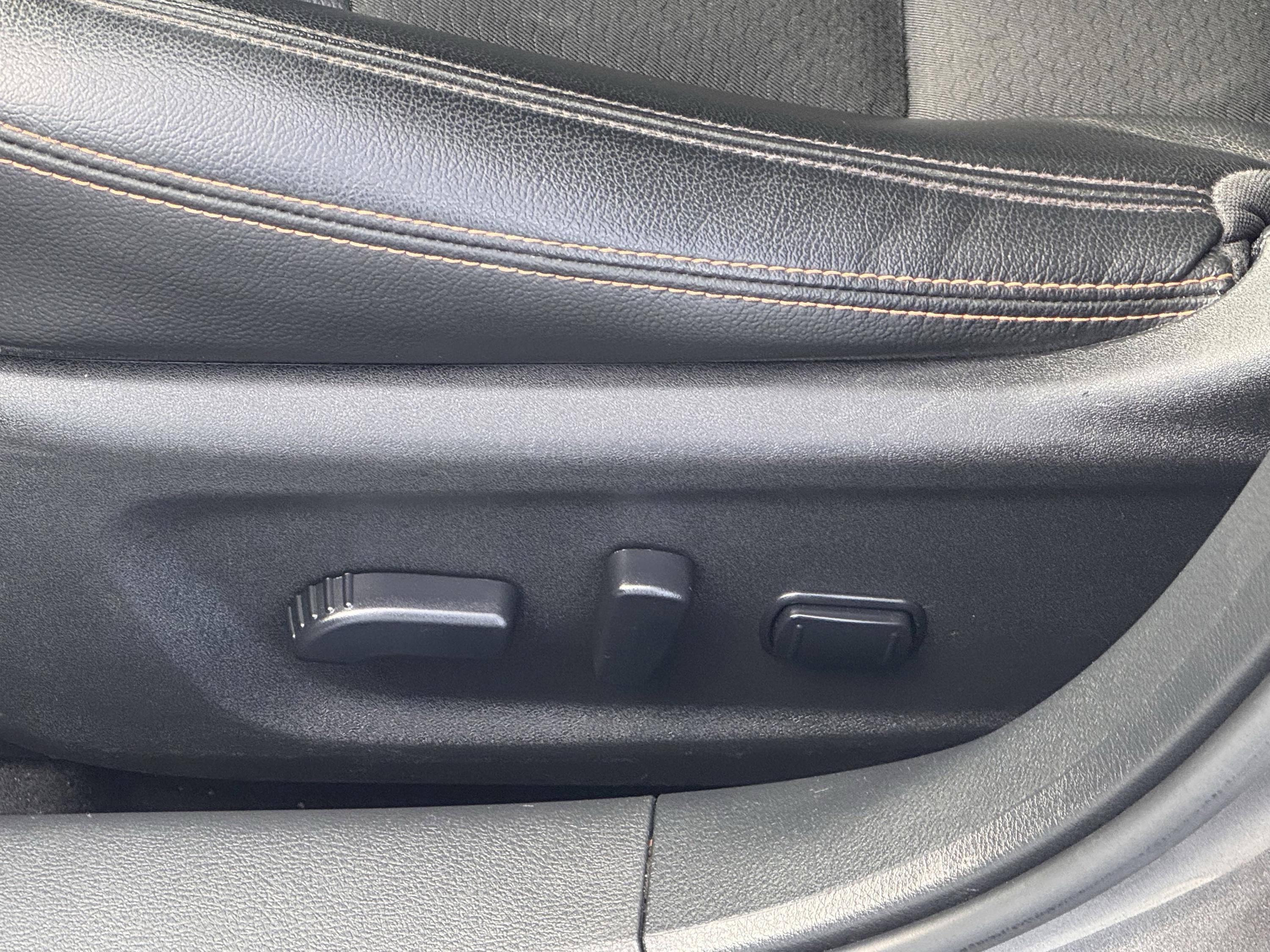 Used 2022 Nissan Altima 2.5 SR w/ Midnight Edition Package image 12