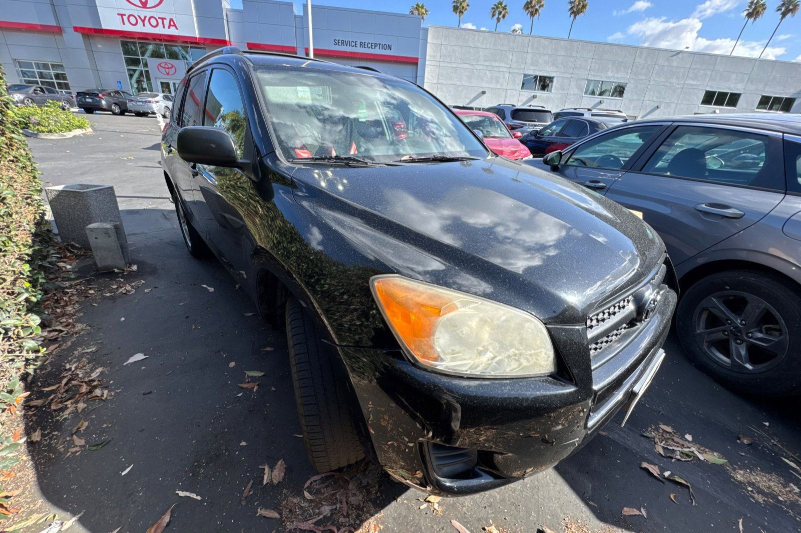 Used 2011 Toyota RAV4 2WD w/ Base L4 Extra Value Pkg image 2