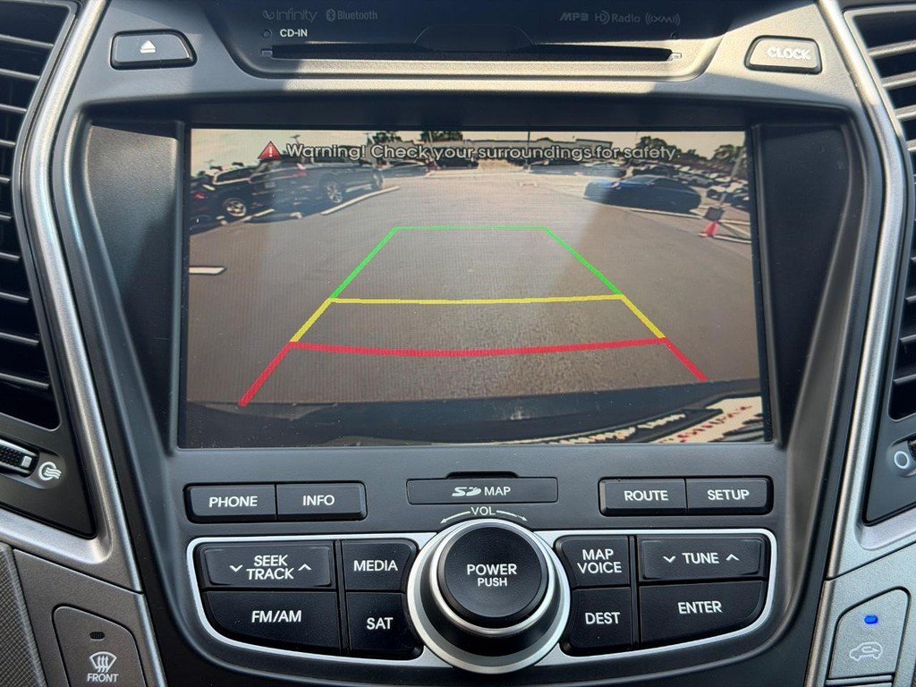 Used 2015 Hyundai Santa Fe Limited w/ Option Group 04 FWD image 19