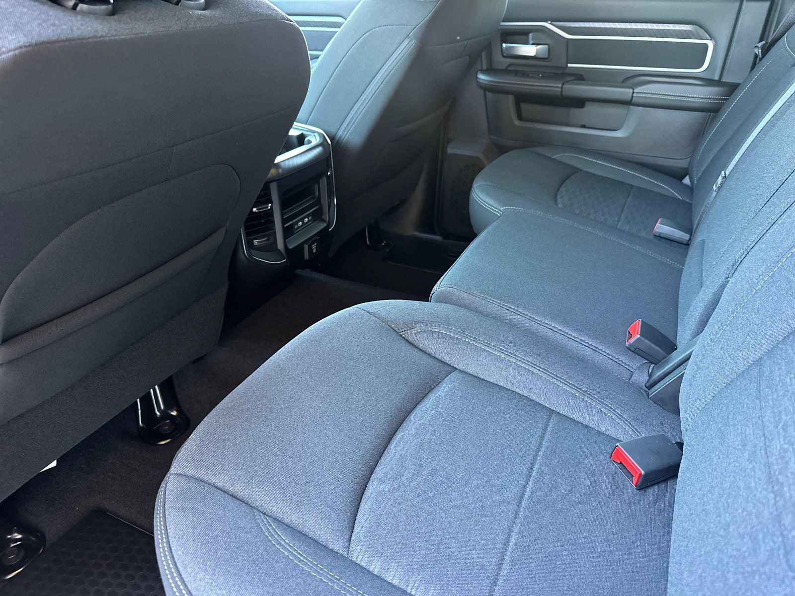New 2026 RAM 2500 Big Horn AWD/4WD image 11