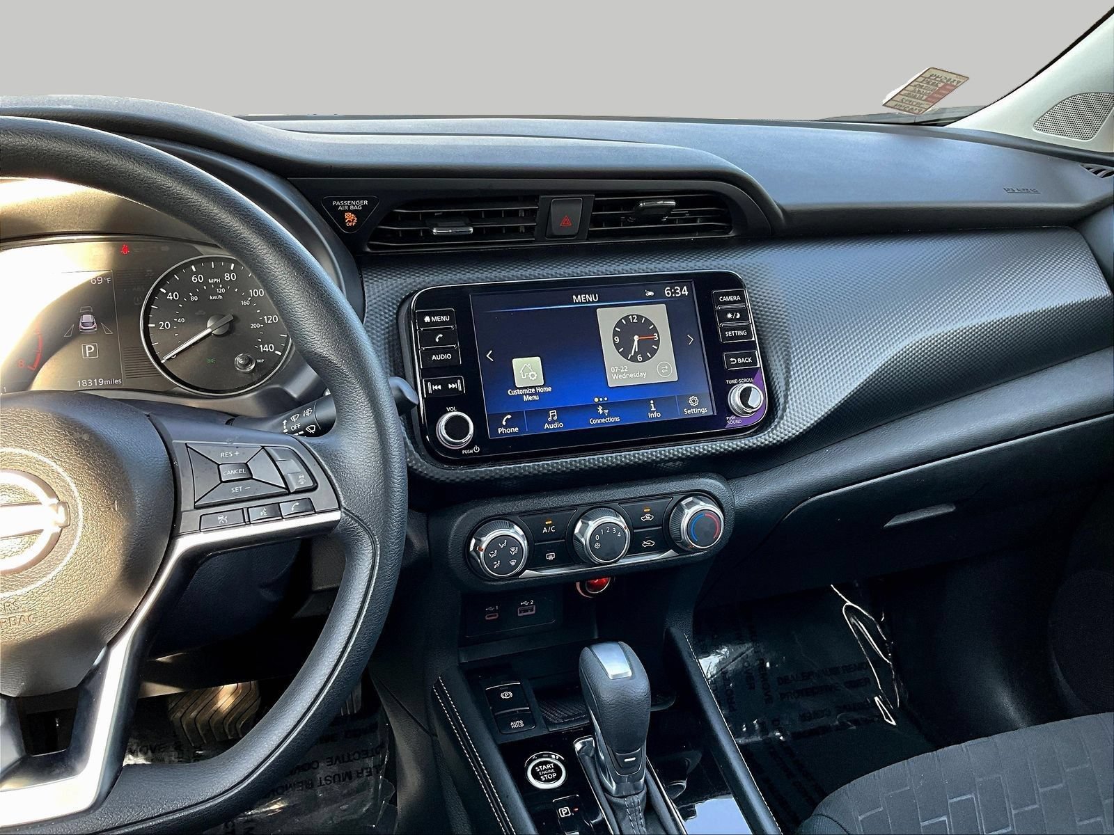Certified 2024 Nissan Kicks SV FWD image 12