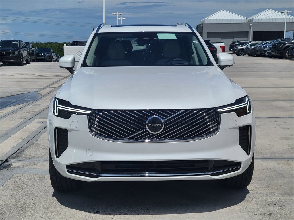 New 2026 Volvo XC90 B6 Ultra image 2