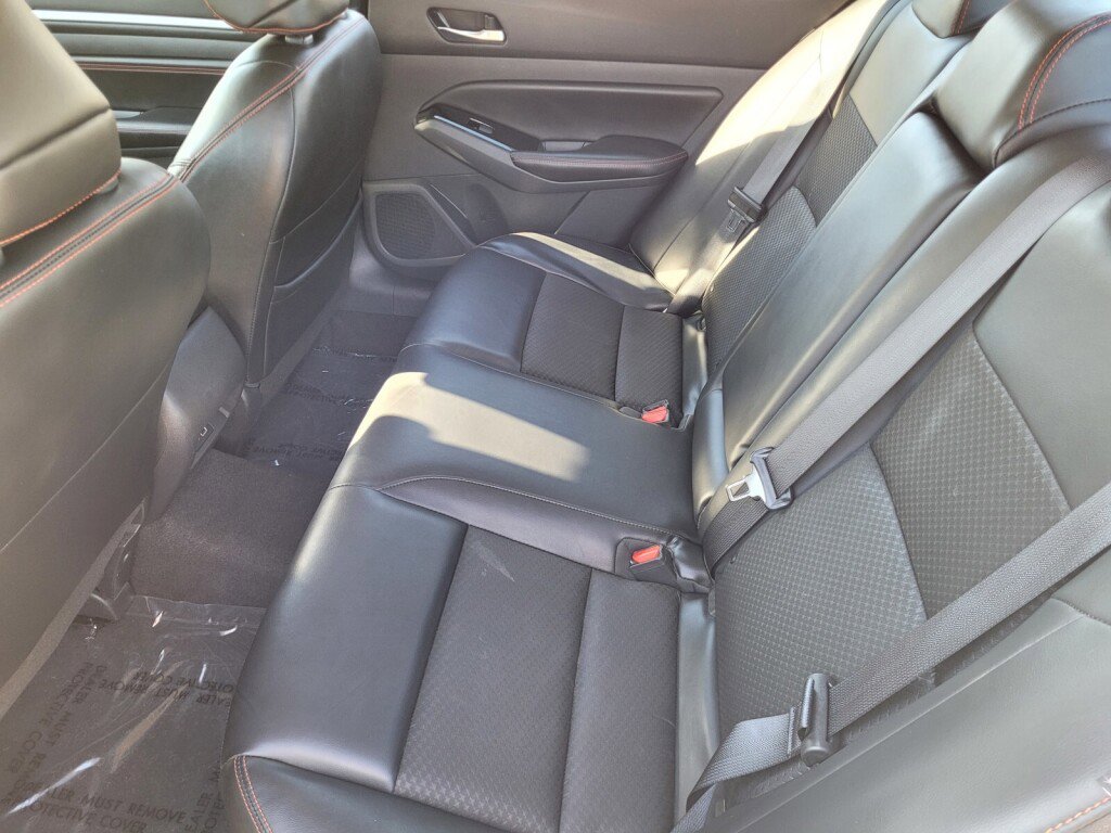 Used 2023 Nissan Altima 2.5 SR image 17