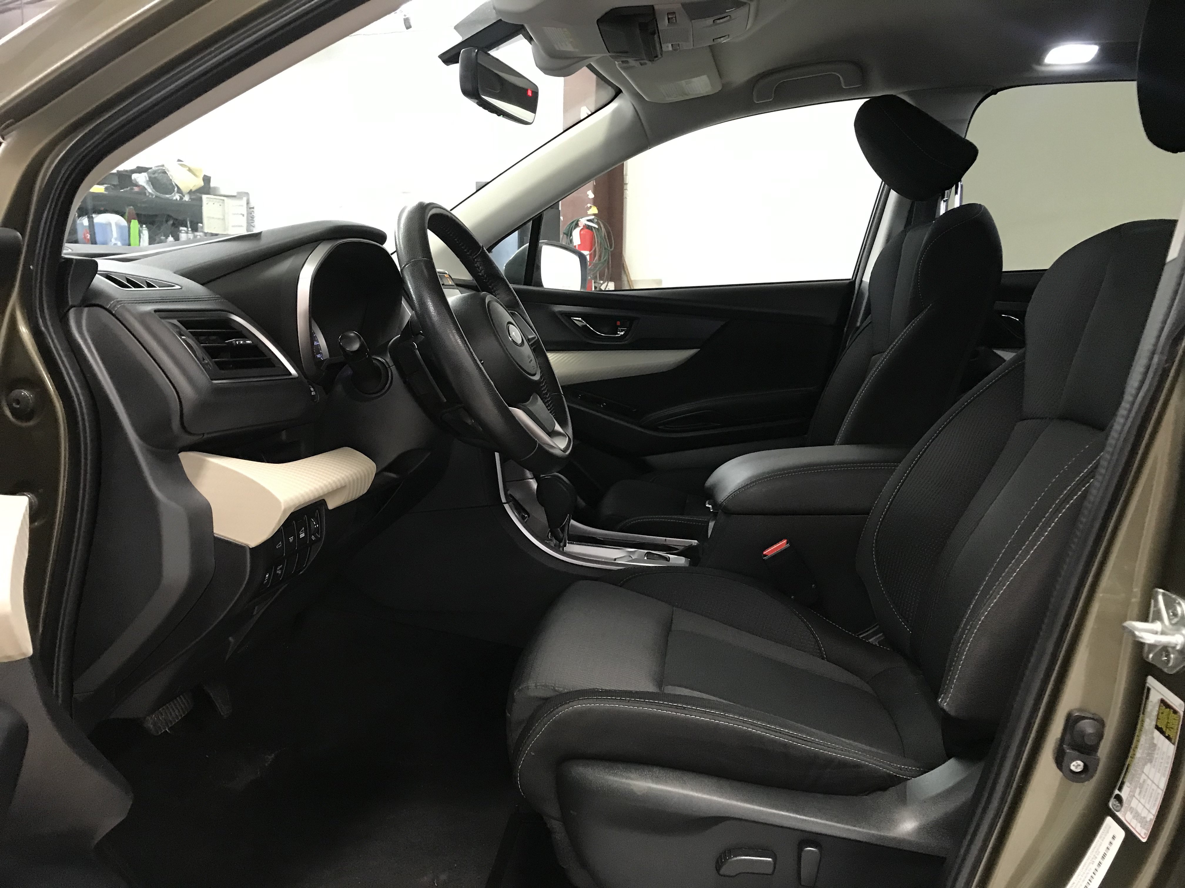 Used 2022 Subaru Ascent Premium w/ Convenience Package AWD/4WD image 13