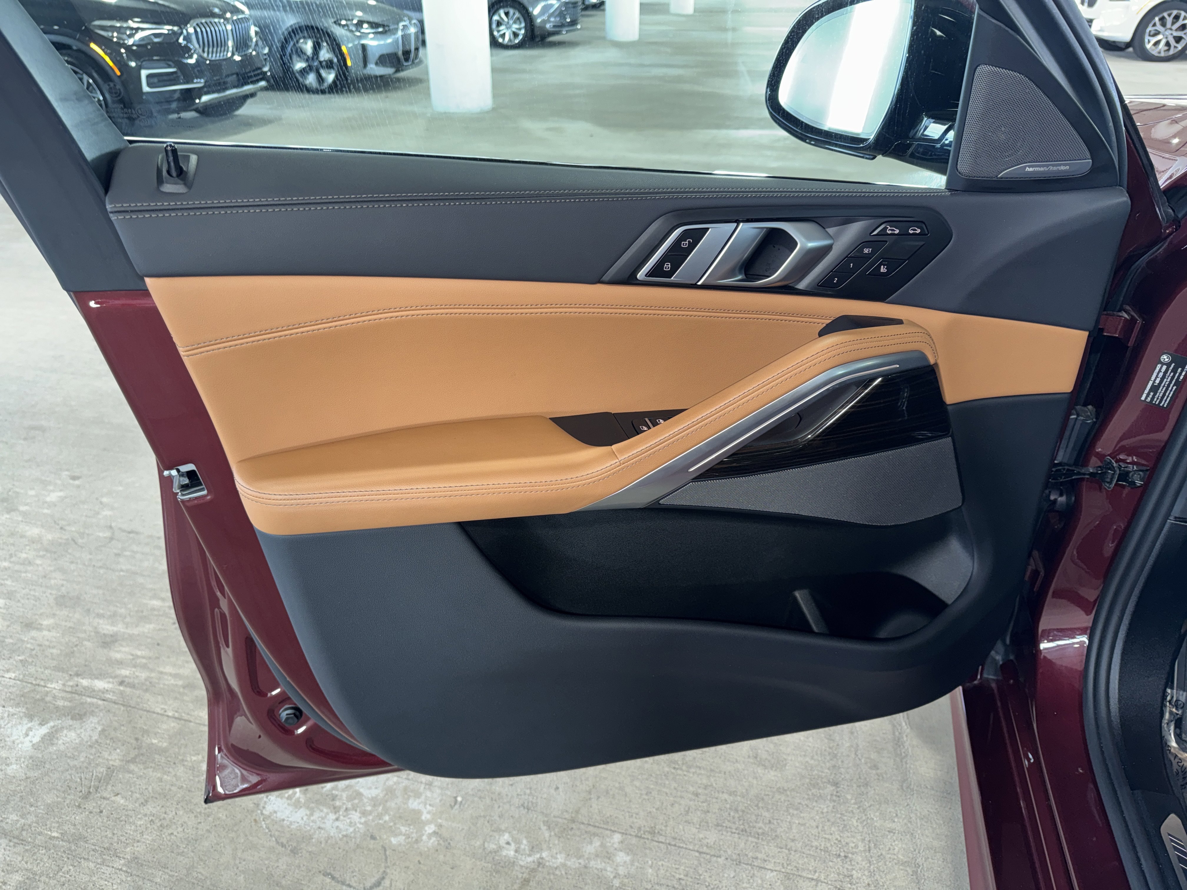 Certified 2025 BMW X6 xDrive40i image 17