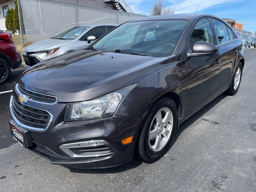 Used 2016 Chevrolet Cruze LT image 3