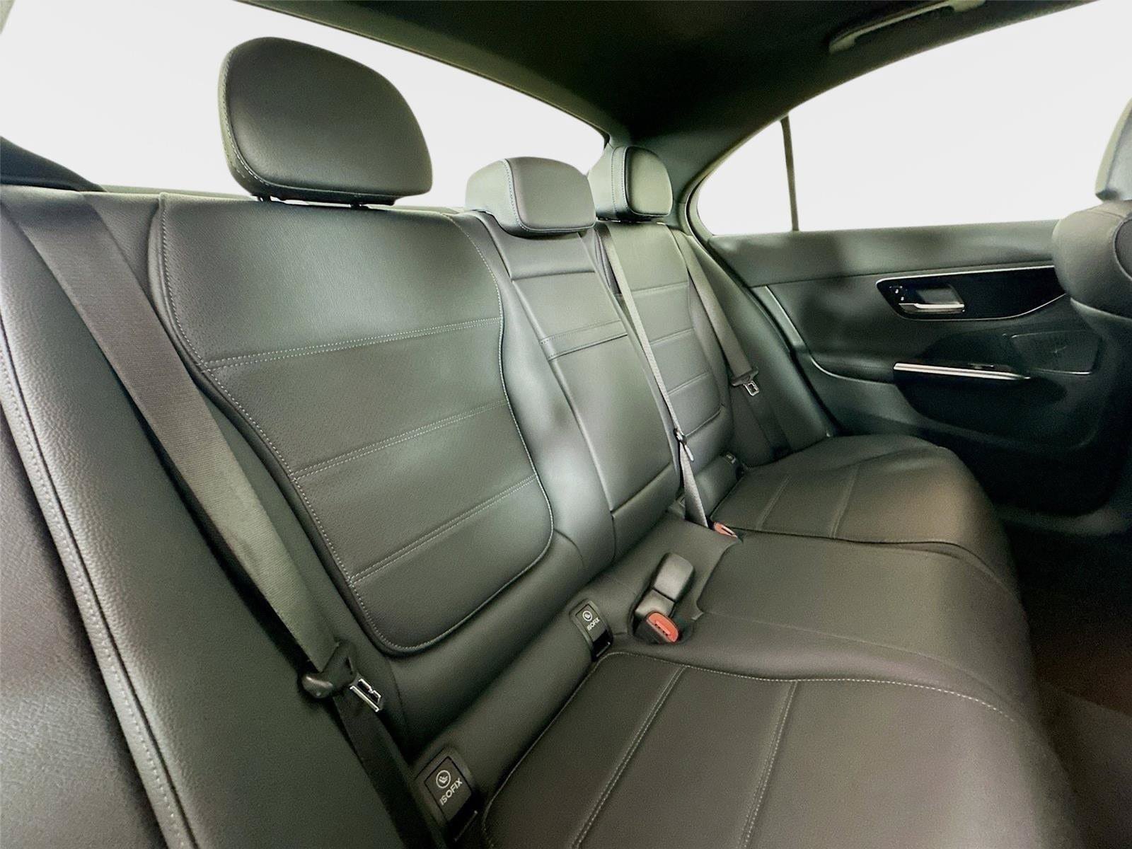 Certified 2026 Mercedes-Benz C 300 4MATIC Sedan image 36