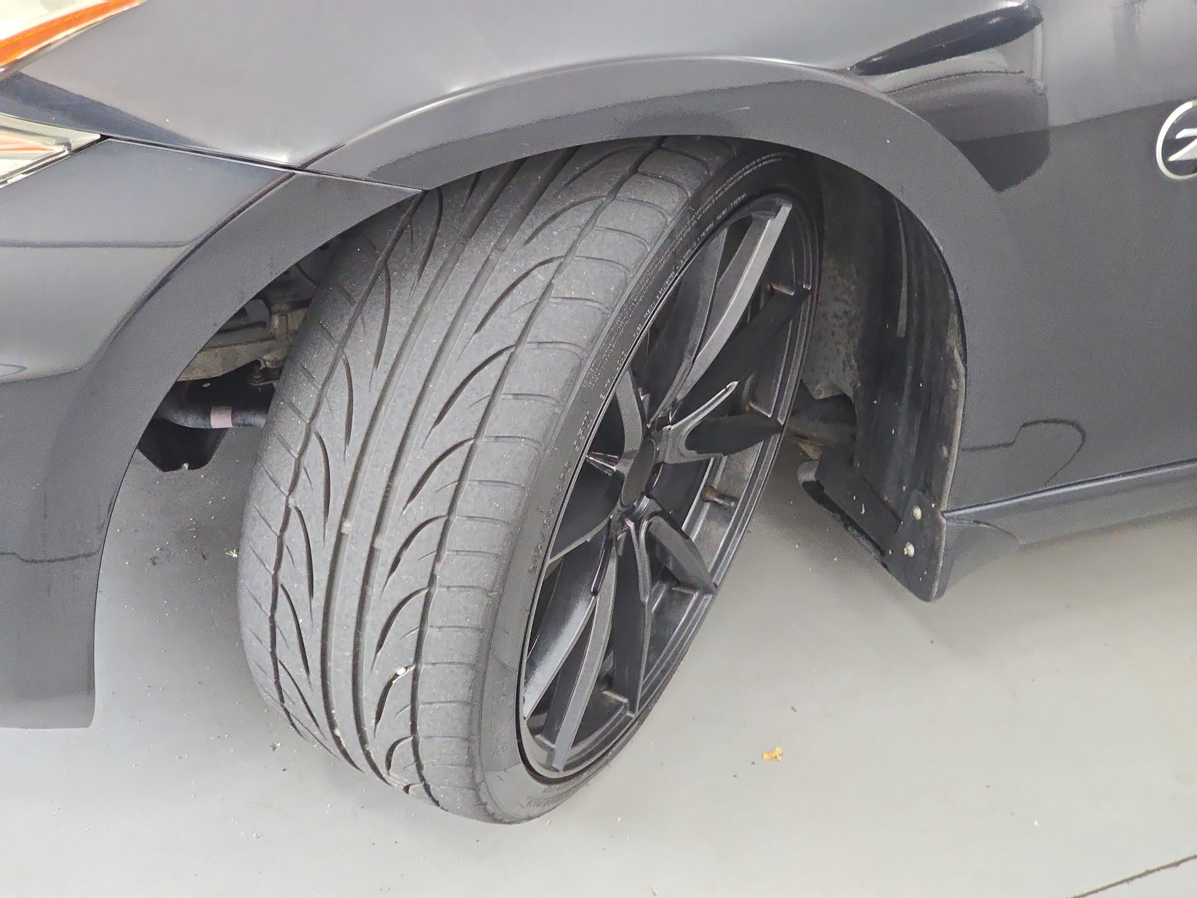 Used 2016 Nissan 370Z Coupe RWD image 28