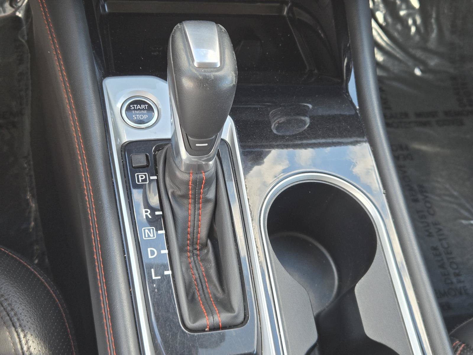Used 2025 Nissan Altima 2.5 SR FWD image 13