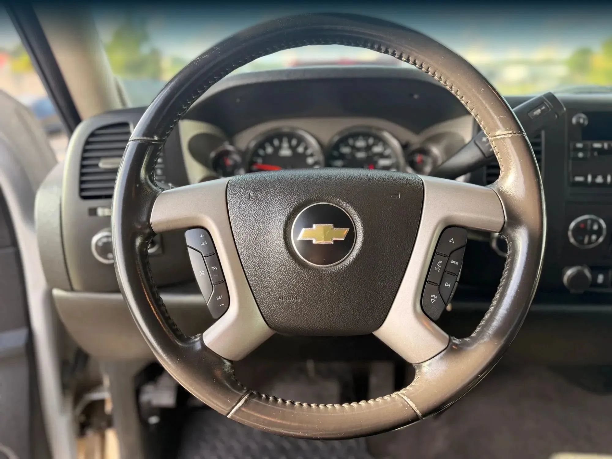 Used 2013 Chevrolet Silverado 1500 LT w/ All-Star Edition AWD/4WD image 21