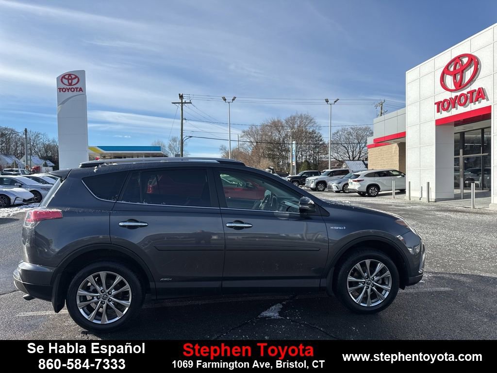 Used 2018 Toyota RAV4 Limited image 8