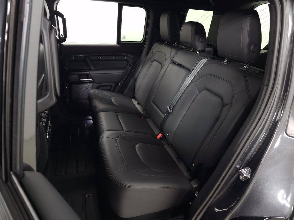 Used 2023 Land Rover Defender 110 Carpathian Edition AWD/4WD image 39