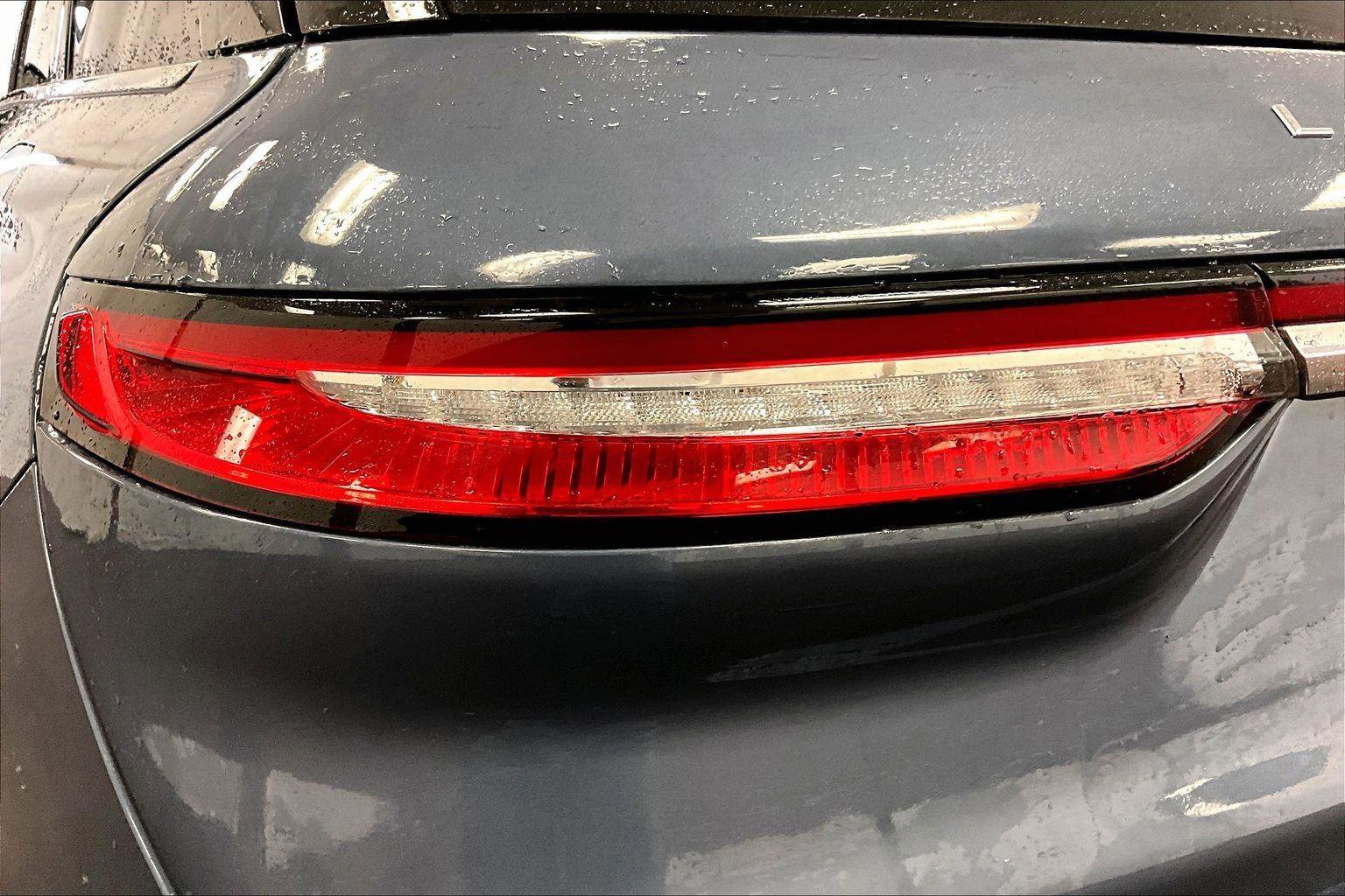 Used 2022 Lincoln Corsair Reserve w/ Equipment Group 201A image 28