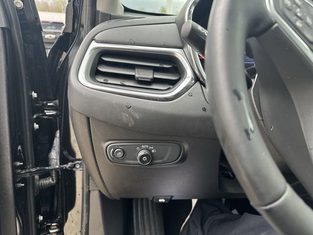 Certified 2023 Chevrolet Equinox LT FWD image 19