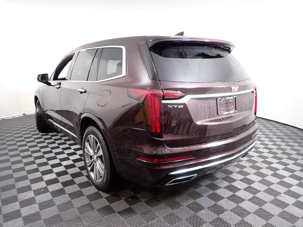 Used 2020 Cadillac XT6 Premium Luxury FWD image 13