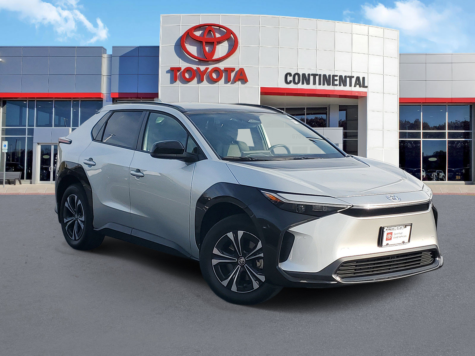 Certified 2023 Toyota bZ4X AWD w/ Weather Package image 2