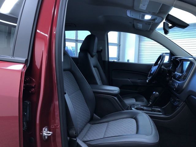 Used 2018 Chevrolet Colorado Z71 AWD/4WD image 17
