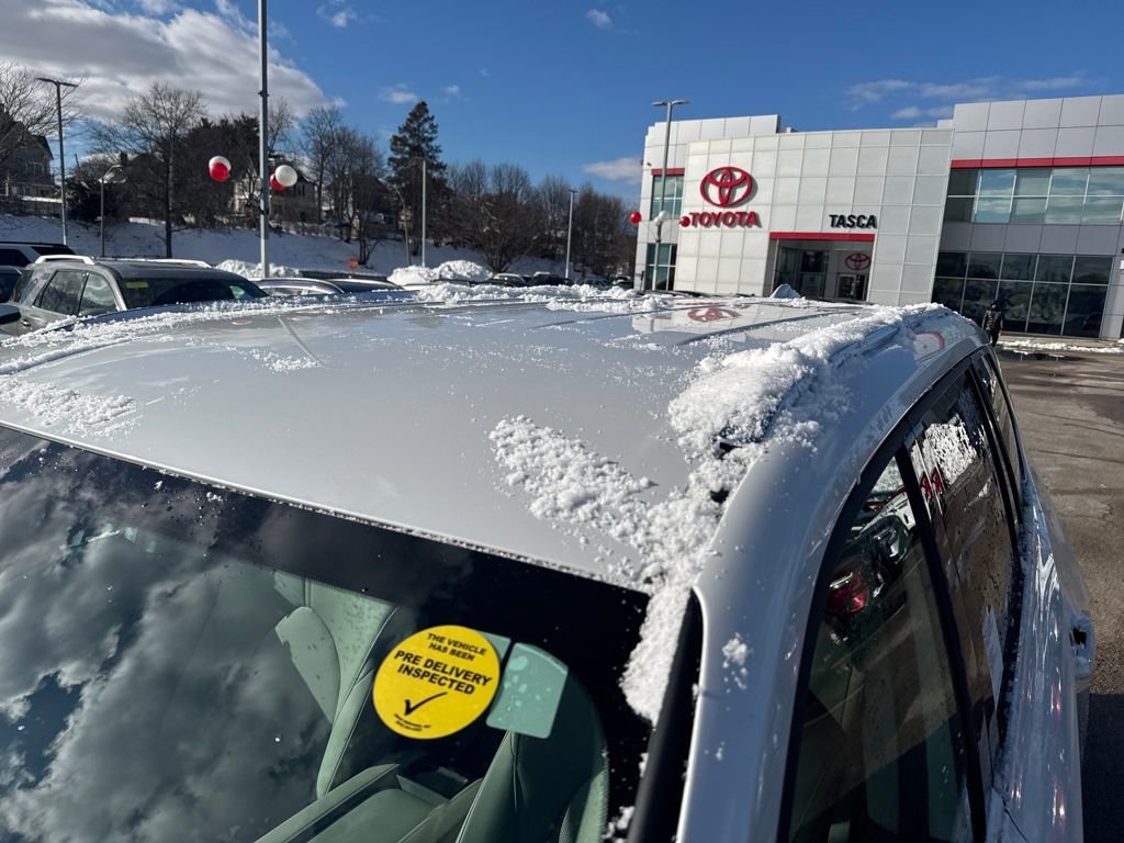 New 2026 Toyota Grand Highlander XLE image 16