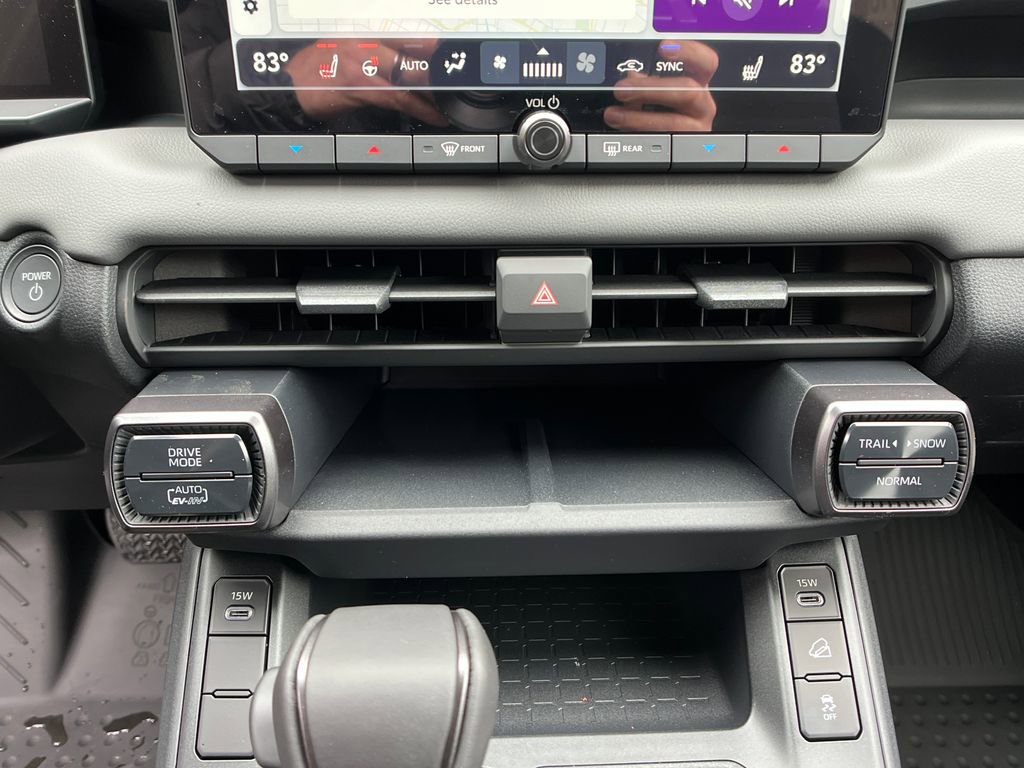 New 2026 Toyota RAV4 SE w/ Convenience Package AWD/4WD image 17