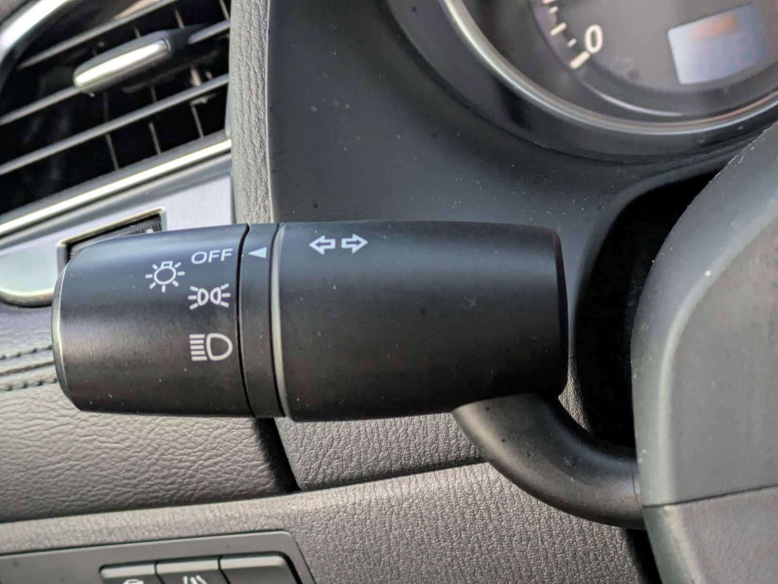 Used 2016 MAZDA MAZDA6 Touring image 25