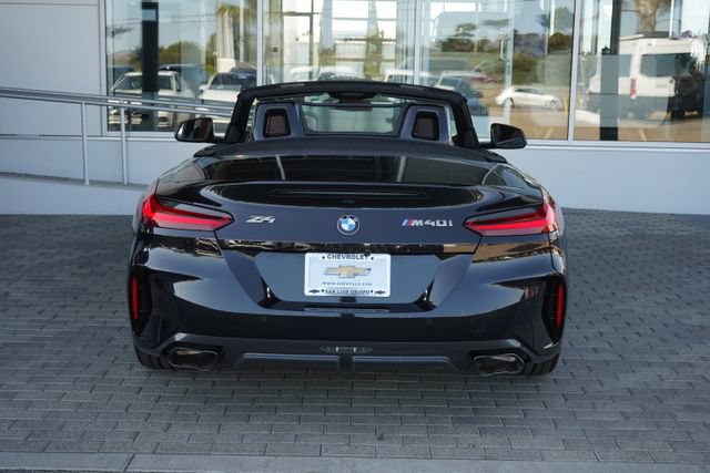 Used 2023 BMW Z4 M40i w/ Premium Package RWD image 12