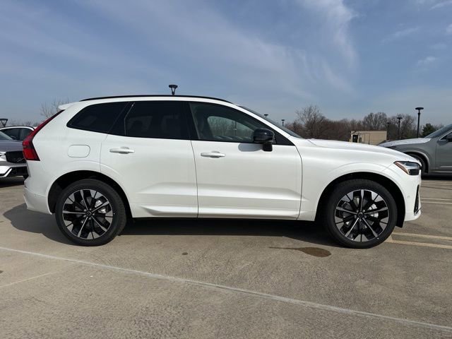 New 2026 Volvo XC60 B5 Plus w/ Protection Package Premier image 8