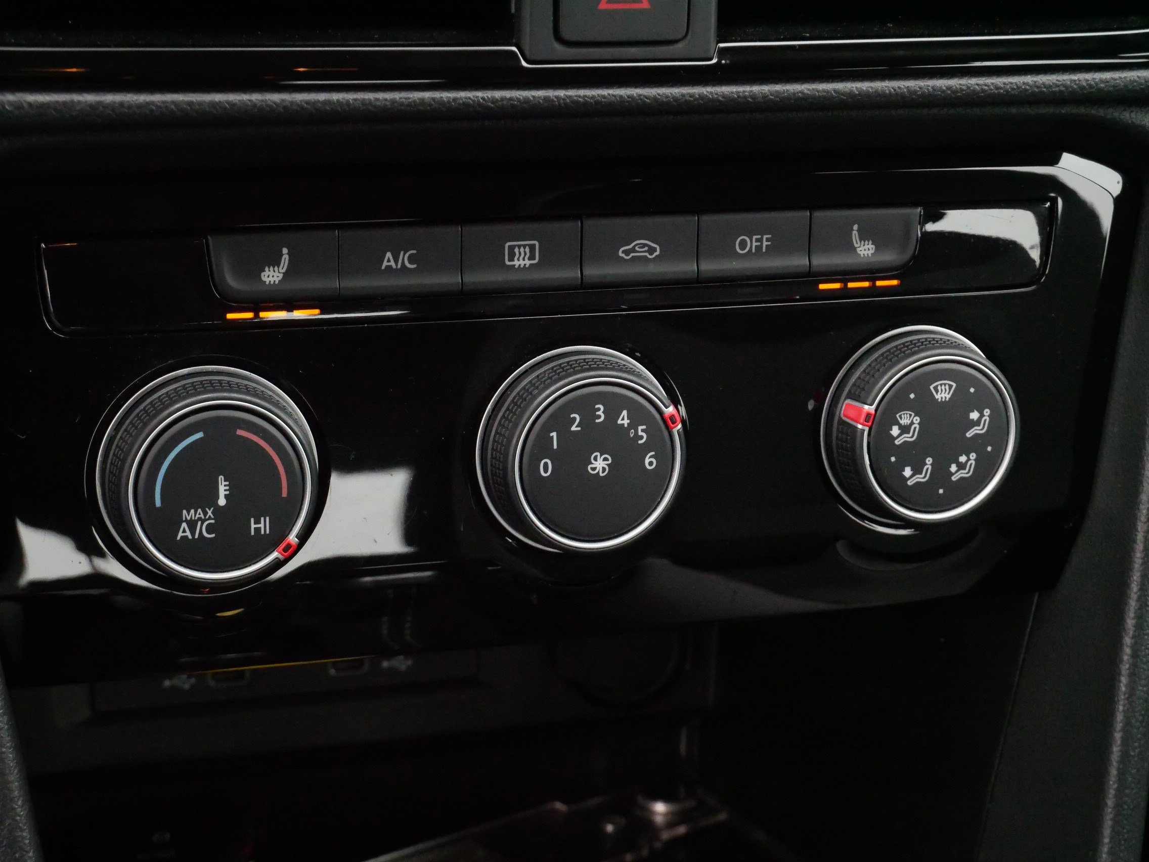 Certified 2024 Volkswagen Taos S image 23