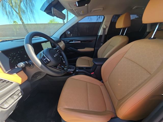 Used 2024 Kia Seltos EX FWD image 19