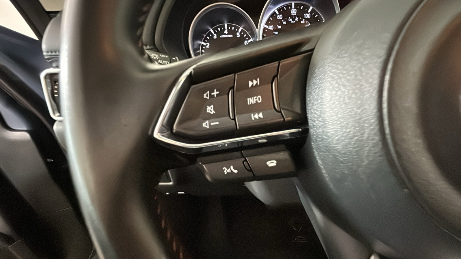 Used 2025 MAZDA CX-5 Carbon Edition AWD/4WD image 19