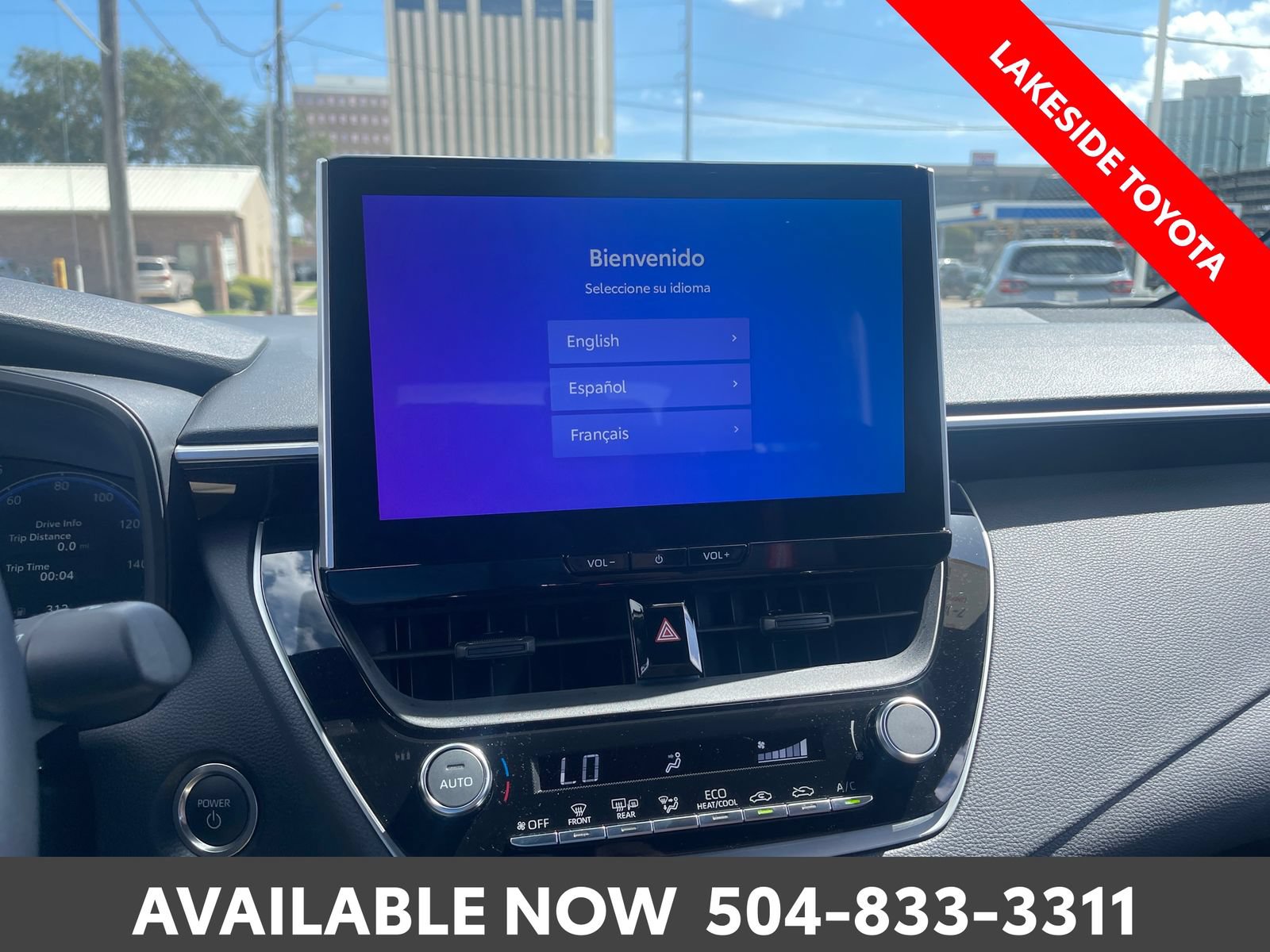 Certified 2026 Toyota Corolla SE w/ SE Premium Package FWD image 34