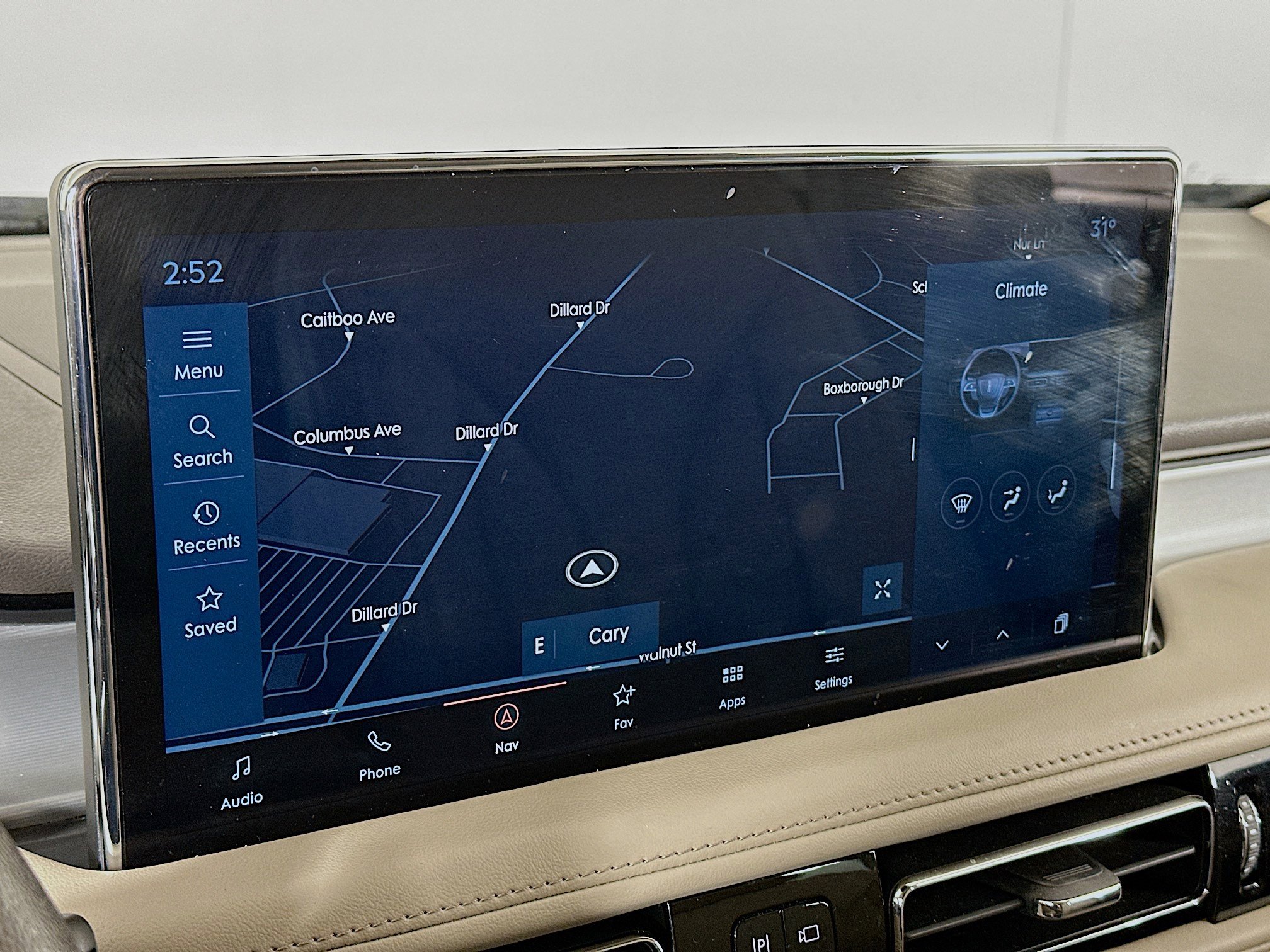 Used 2022 Lincoln Nautilus FWD w/ Premium Package image 22